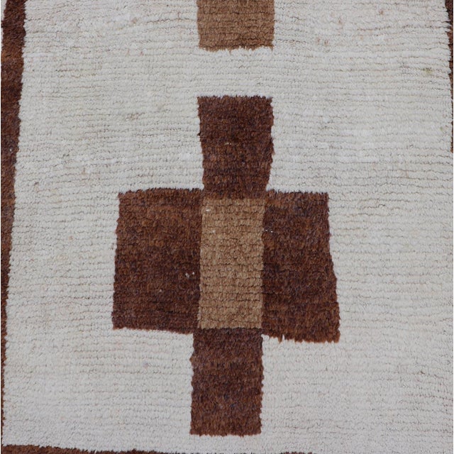 Vintage Turkish Tulu Runner With Ivory Field and Layered Brown Cross Motifs For Sale - Image 11 of 12
