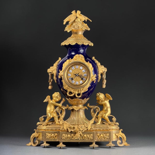 Antique Napoleon III Mantel Clock in Bleu De Sèvres Porcelain and Chased Ormolu, 1865 For Sale - Image 17 of 17