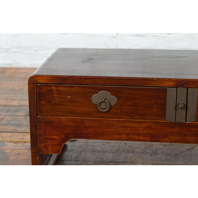Brown Late Qing Dynasty Chinese Low Kang Waterfall Table with Drawers and Brass Plates For Sale - Image 8 of 13