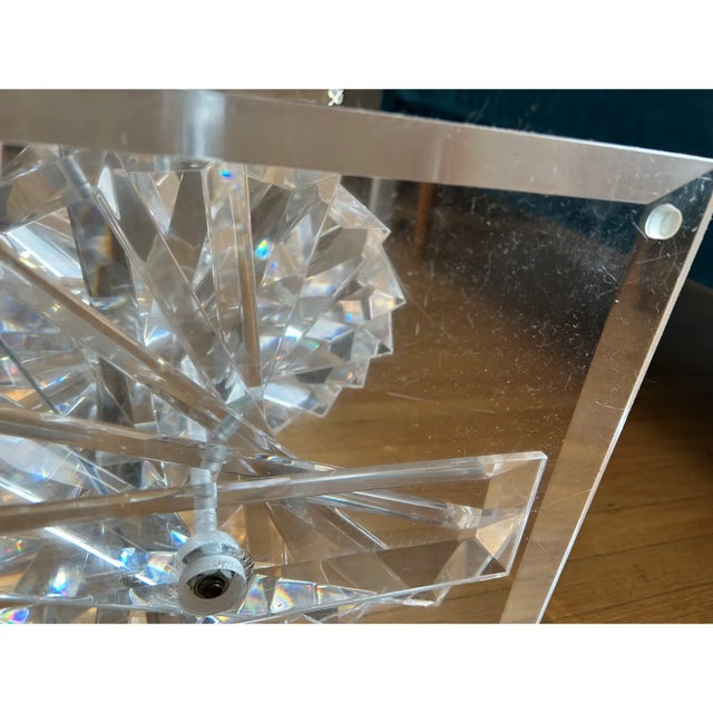 1980s Vintage Helix Spiral Stacked Lucite Side Tables With Glass Tops For Sale - Image 5 of 9