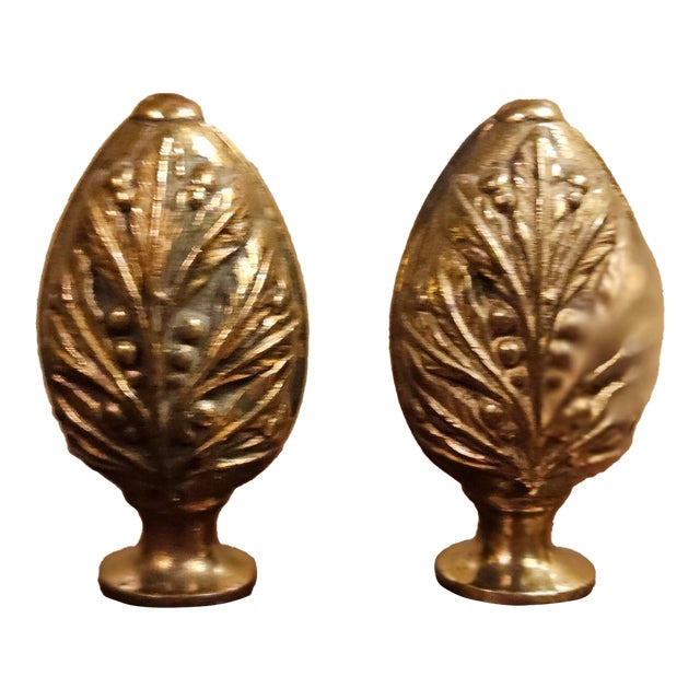 Pair of Mid 20th Century Heavy Brass Drapery Rod Finials, Vintage, Foliate & Berry Motif For Sale