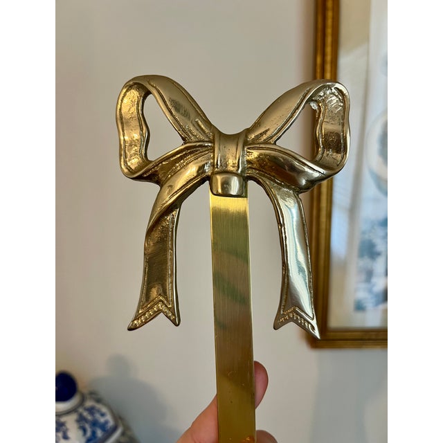 Vintage Brass Bow & Tassel Picture Frame Decoration, 3pc Adjustable Wall Plate Hanger For Sale - Image 10 of 10