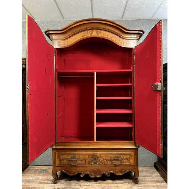 Wood Louis XV Provençal Wardrobe in Walnut and Marquetry, 1750 For Sale - Image 7 of 8