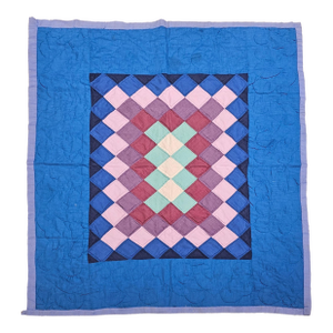 Mid 20th Century American Amish Quilt