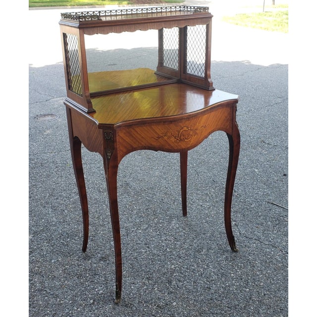 Louis XV Marquetry Mirrored and Galleried Bonheur Du Jour Ladies' Bureau Vanity For Sale - Image 9 of 13