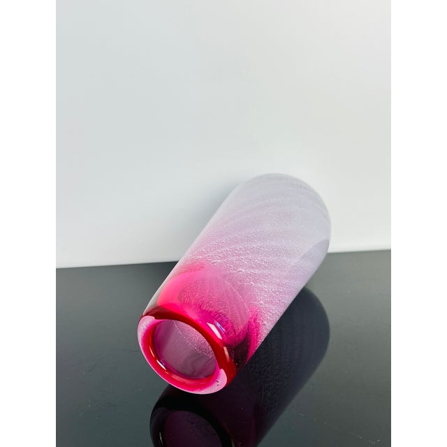 Model 8318/30 Pink and White Art Glass Vase by Ladislav Paleček for Škrdlovice, Czechoslovakia, 1983 For Sale - Image 6 of 8