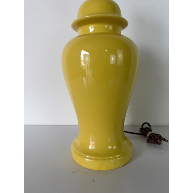 Yellow 1970s Vintage Yellow Ginger Jar Ceramic Table Lamp For Sale - Image 8 of 15