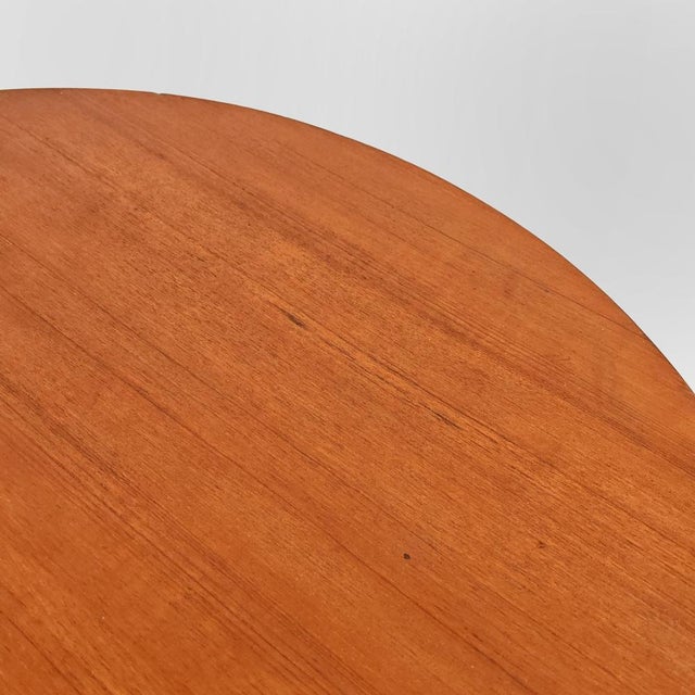 Wood Round Teak Coffee Table by E. Palutari for Dassi, 1950s For Sale - Image 7 of 16