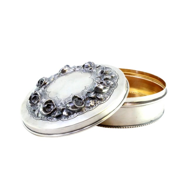 Silver Box with Raised Floral Motifs and Frieze For Sale - Image 9 of 9