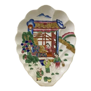 Chinese Off White Porcelain Scenery People Shell Shape Display Plate