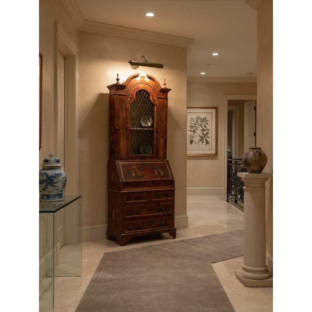 Wood 18th-Century Venetian Style Red & Gold Chinoiserie Bureau Cabinet For Sale - Image 7 of 12
