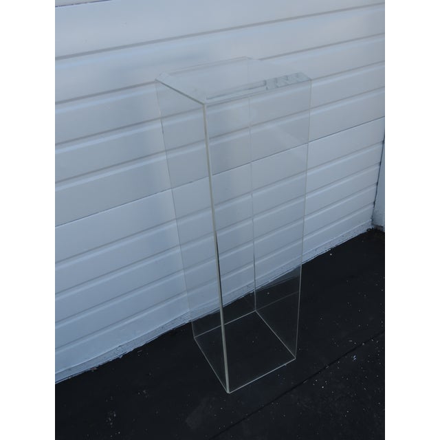 This gorgeous Flower Stand is made out of lucite. The piece has modern vintage design. The measurements are: height=42.5"...
