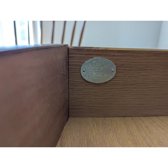Late 20th Century Baker Bow Front Banded Top & 4 Drawers Pull Out Desk Bachelor Chest Dresser For Sale In Boston - Image 6 of 10
