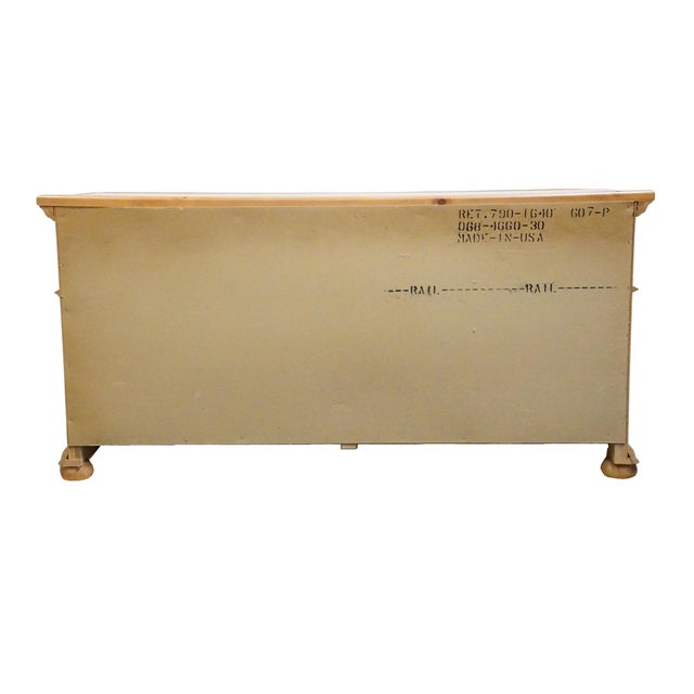 Broyhill Furniture Solid Knotty Pine Rustic Country Style 70″ Triple Door Dresser 790-1640 For Sale - Image 14 of 16