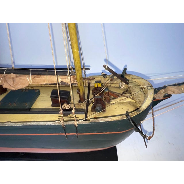 Wood Antique Model of an Eastport Pinky Fishing Schooner For Sale - Image 7 of 12