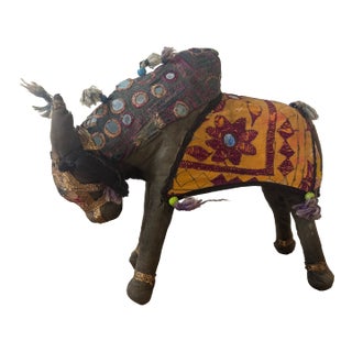 Vintage Rajasthani Embroidered Bull Folk Art Figure, India, Anglo Raj Decor For Sale