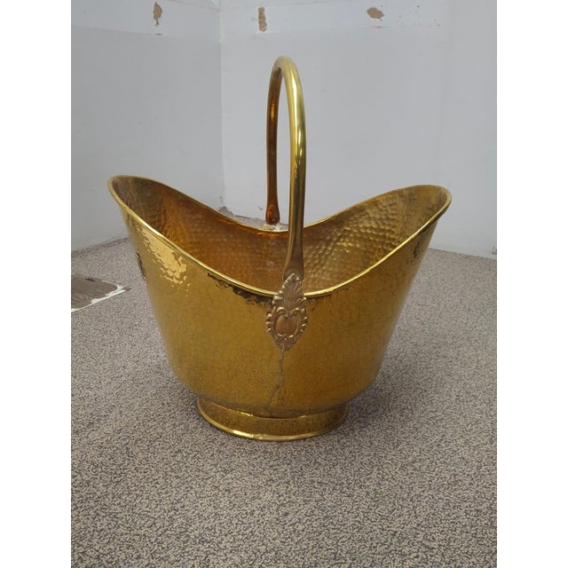 English Late 20th Century Brace Fireplace Footed Fuel Bucket For Sale - Image 3 of 8