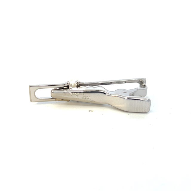 1990s Mikimoto Estate Akoya Pearl Mens Tie Clip 7 mm Silver For Sale In New York - Image 6 of 9