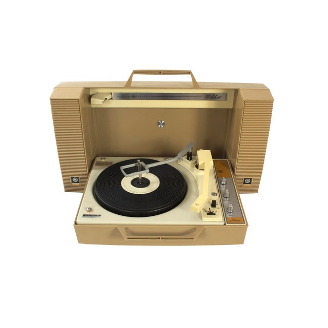 GE Wildcat Portable Record Player Chairish