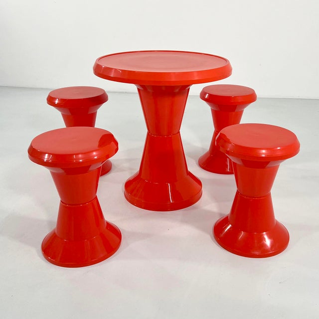 Taormina Table & Stools from Giganplast, 1970s, Set of 5 For Sale - Image 11 of 11