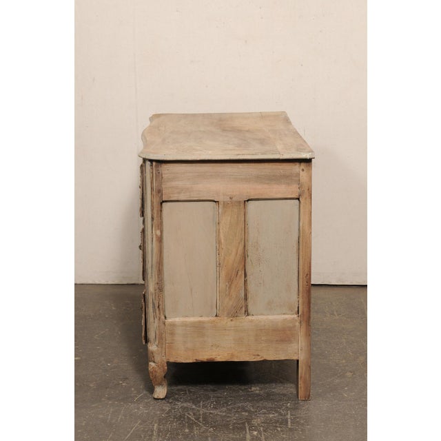 18th Century French Louis XV Commode For Sale In Atlanta - Image 6 of 12