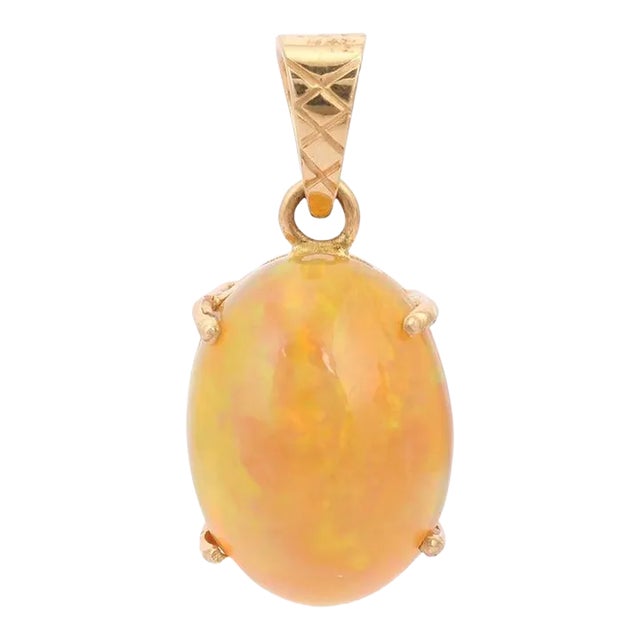 Opal October Birthstone Pendant in 18k Gold, 7.1ct Oval Cut Gemstone For Sale