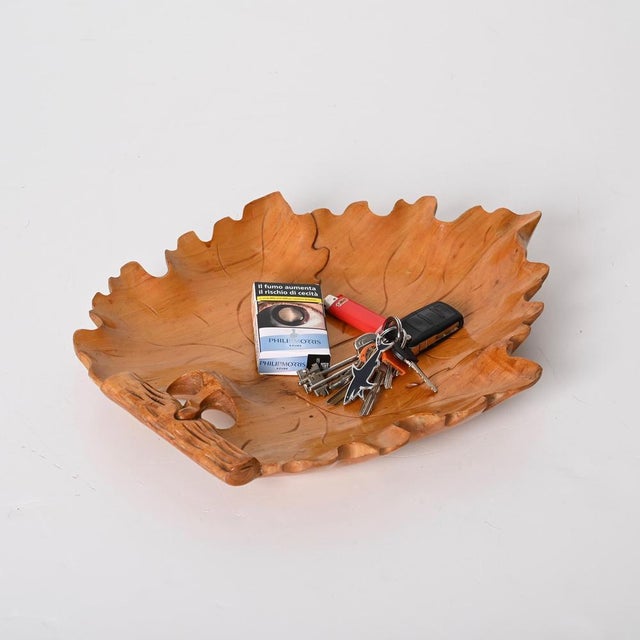 Mid-Century Italian Handmade Birch Maple Leaf-Shaped Centerpiece, 1950s For Sale - Image 16 of 18