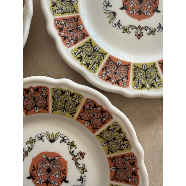This listing is for a set of five authentic vintage plates by Syracuse China, produced in the United States and featuring...