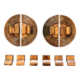 Example of Handle, Knob, and Lever Rosettes