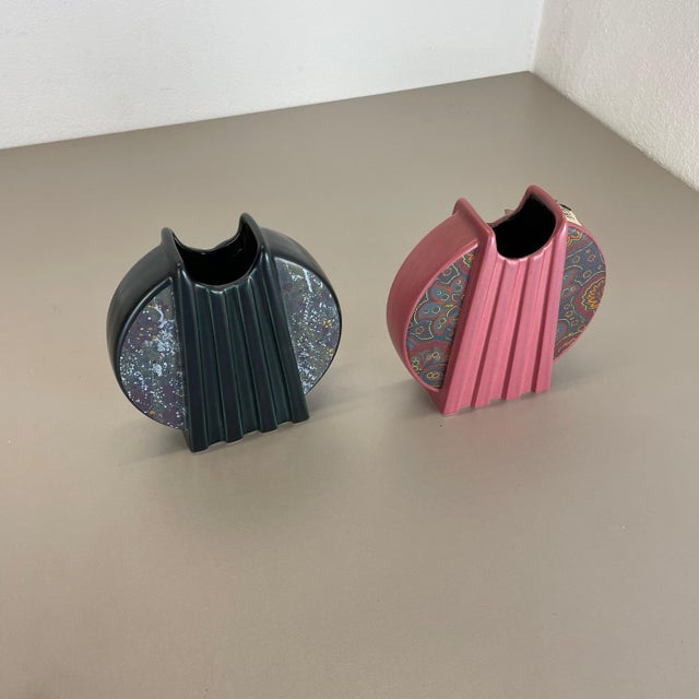 Fat Lava Op Art Pottery Vases from Bay Keramik, Germany, 1980s, Set of 2 For Sale - Image 3 of 17