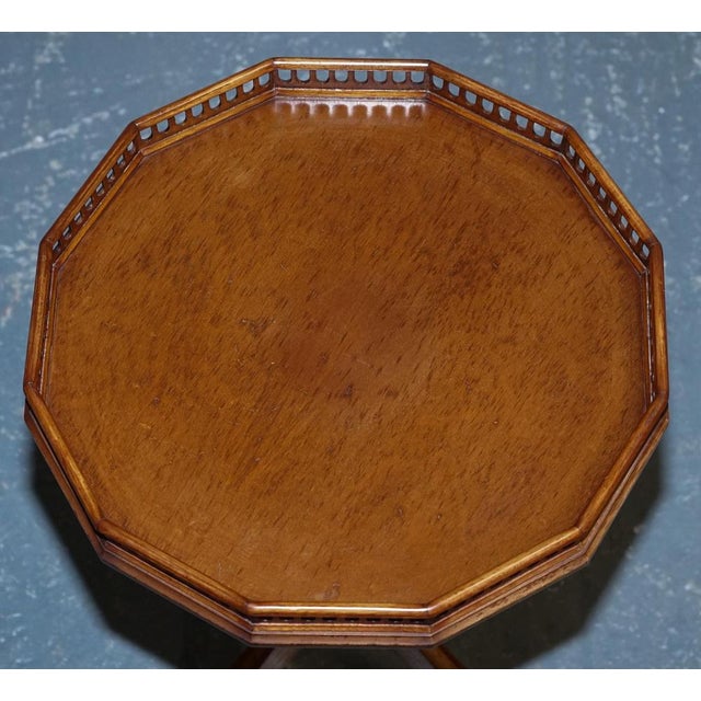 Wood Regency Style Side Table in Wood For Sale - Image 7 of 11