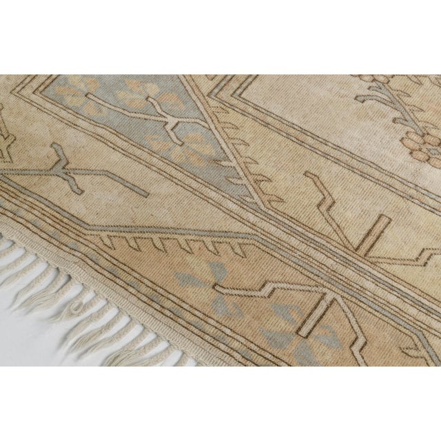 1960s Oushak Anatolian Kurdish Carpet For Sale - Image 4 of 10