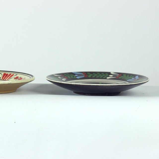 1950s Vintage Folk Art Ceramic Wall Plates, Former Czechoslovakia and Romania, 1950s, Set of 3 For Sale - Image 5 of 9