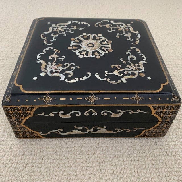 Chinoiserie Mother of Pearl Inlaid Box For Sale - Image 10 of 10