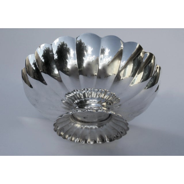 C.1970's Reed & Barton Silver Plate Coved & Scalloped Footed Center Bowl And/Or Deep Serving Bowl For Sale - Image 10 of 13