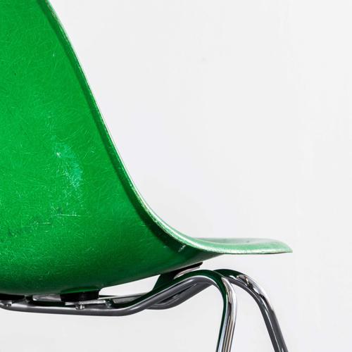 DSS Vivid Green Fibreglass Dining Chair by Eames, 1960s For Sale - Image 10 of 12