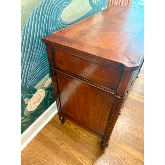 Late 19th Century French Louis XVI Style Walnut 3-Drawer Commode For Sale In San Antonio - Image 6 of 8