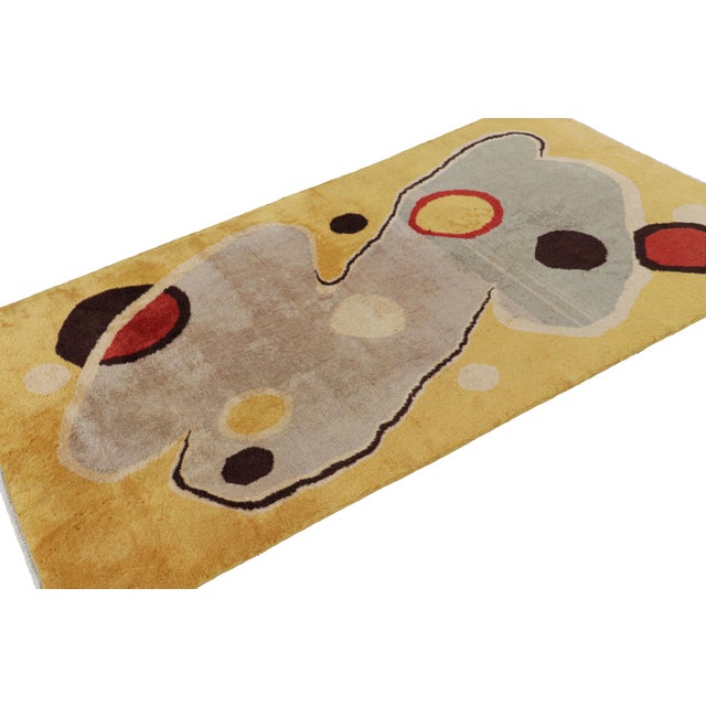 Rug & Kilim Vintage Zeki Müren Rug in Gold With Abstract Geometric Patterns | Rug & Kilim For Sale - Image 4 of 7