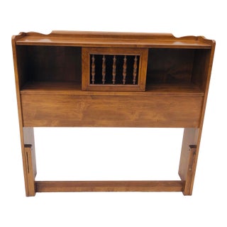 70's Ethan Allen Heirloom Nutmeg Maple Colonial Style Twin Size Bookcase Headboard For Sale