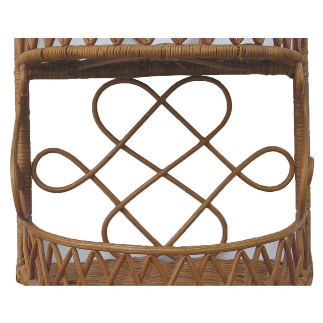 Early 20th Century Early 20th Century Rattan Wall Hanging Shelf With Fiddlehead Accents Attributed to Heywood Bros For Sale - Image 5 of 12