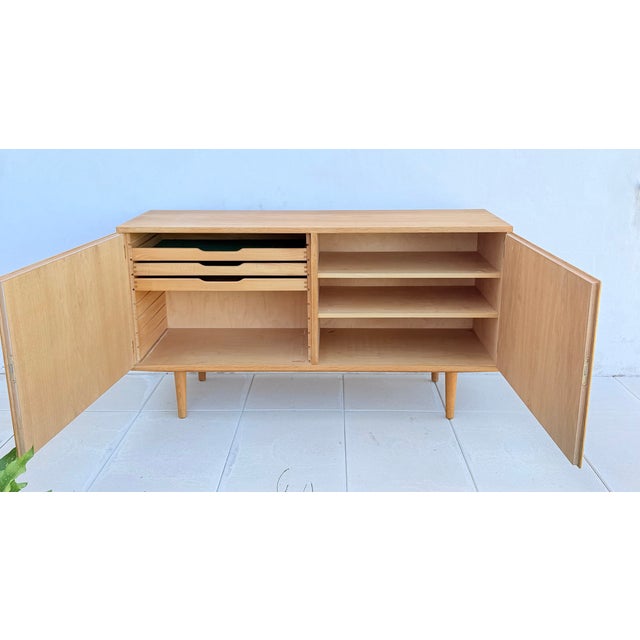 Danish Oak Sideboard by Carlo Jensen for Poul Hundevad, 1960s For Sale - Image 13 of 18