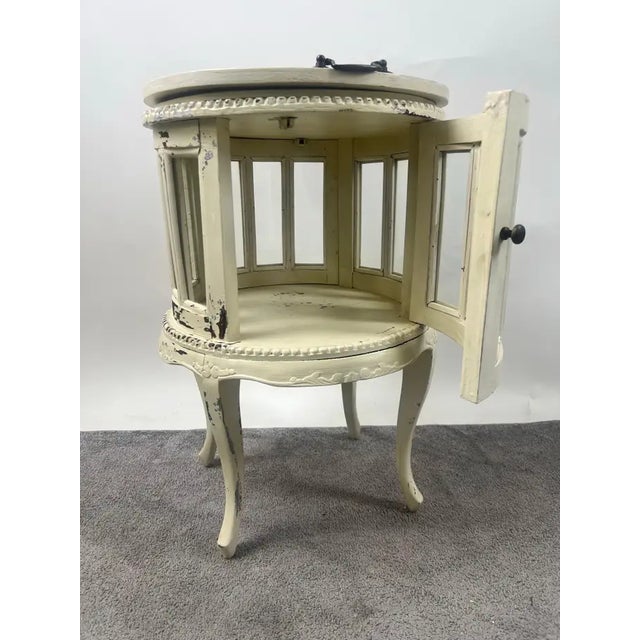 1980s French Louis XV Provincial Style Distressed Off-White Serving Table W Tray For Sale - Image 5 of 12
