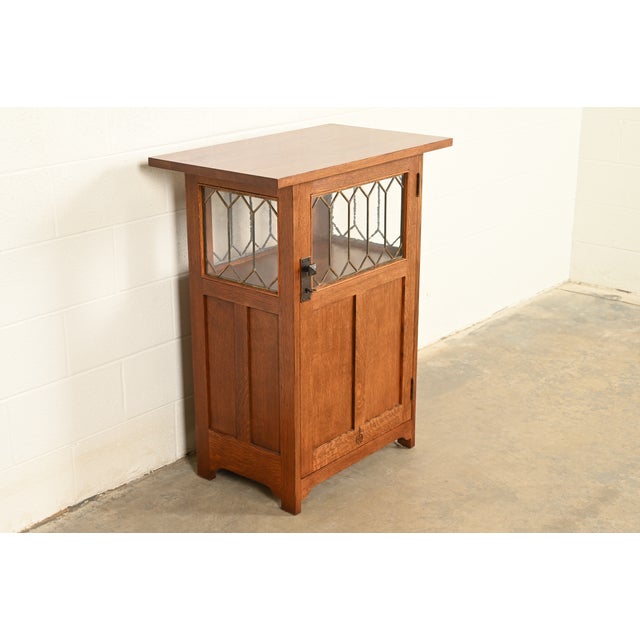 Mission Stickley Roycroft Mission Oak Arts & Crafts Chafing Dish Stand or Side Cabinet With Leaded Glass For Sale - Image 3 of 15