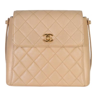 Vintage 24K Beige Quilted Caviar CC Shoulder Handbag For Sale