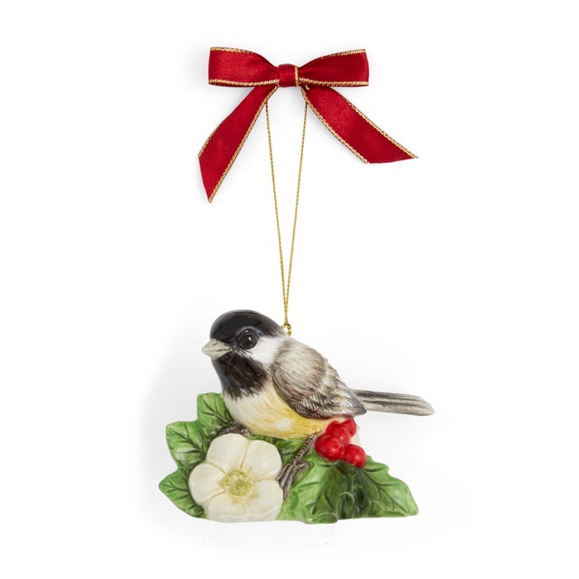 The Chickadee Ornament from Spode celebrates the simple beauty of nature. Surrounded by pops or bright red berries, this...