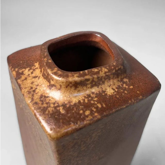 Contemporary Organic Japanese Bizen Ikebana Vase, 1970s For Sale - Image 3 of 16