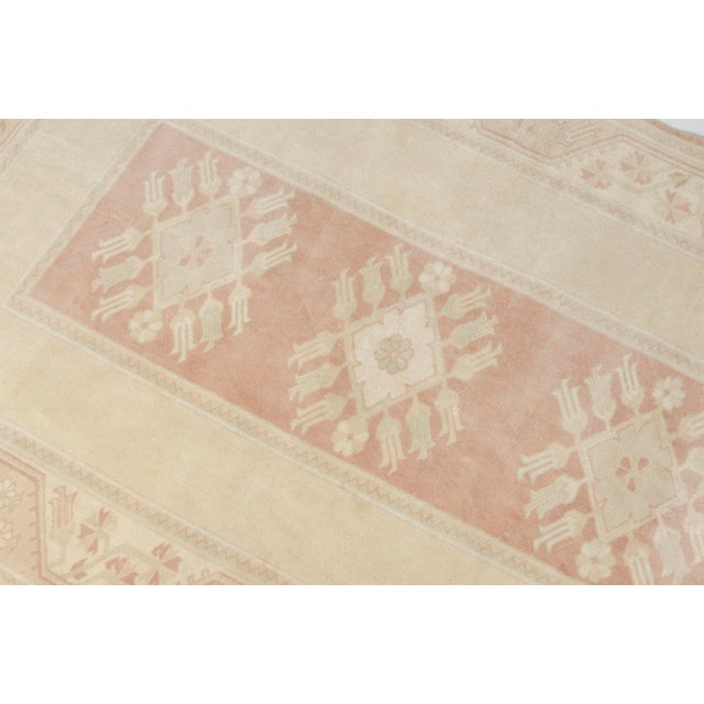Oversize Handknotted Vintage Rug For Sale - Image 10 of 10
