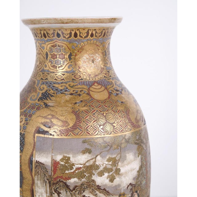 Meiji Japanese Satsuma Vases in Hand-Painted Porcelain, 1890s, Set of 2 For Sale - Image 4 of 16