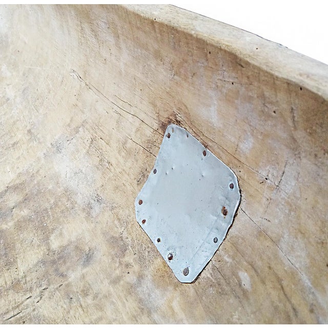 Vintage Tanzanian Hand-Carved Wooden Trough, Tribal Style, 1940 For Sale In New York - Image 6 of 14