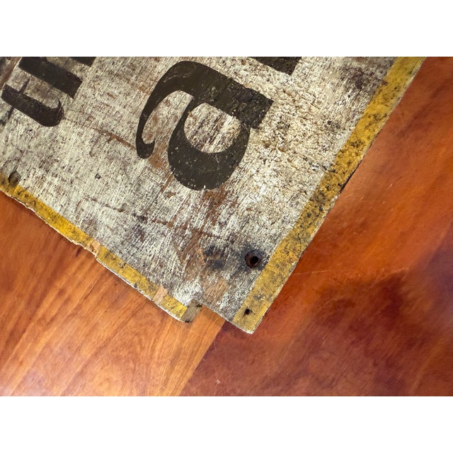 Antique Braeburn Hotel Guilford Maine Painted Wooden Roadside Advertising Sign, C. 1920-1935 For Sale - Image 9 of 18